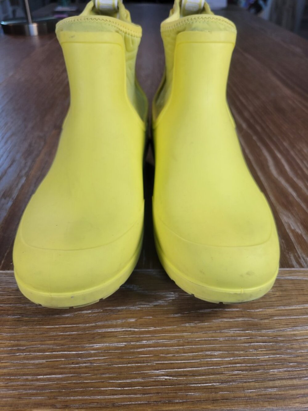 UGG Chevonne Margarita Yellow Waterproof Chelsea Rain Boots Women's Size 8 - Picture 2 of 13